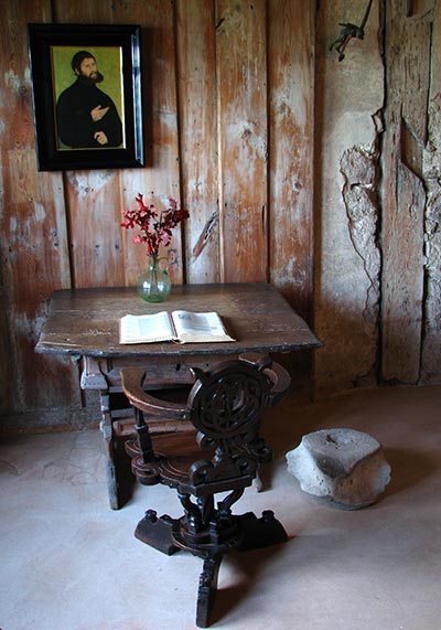 Luther asztala és széke